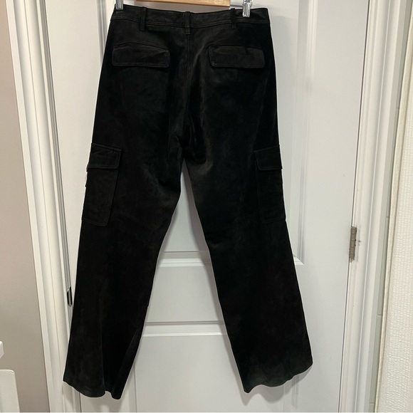 Danier genuine leather cargo pants size 6 - Picture 2 of 10